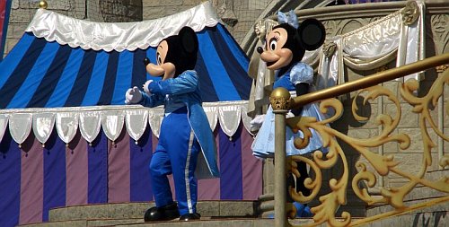 Orlando = Disney World