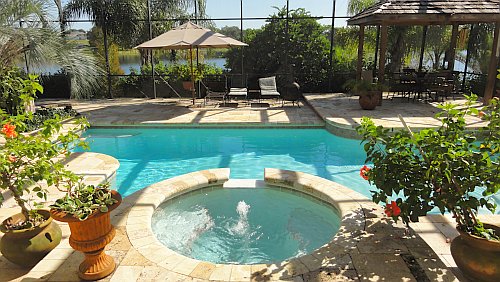 Windermere - Tóparti, medencés luxus ingatlan